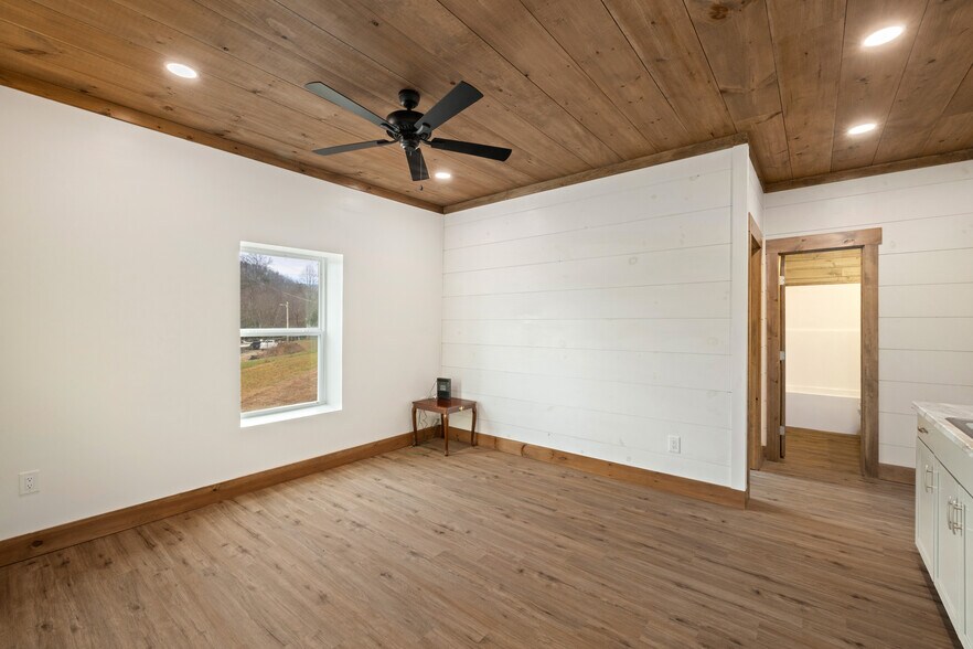 More Photos Of 60 Chat A While, Morganton Religious Facility For Sale