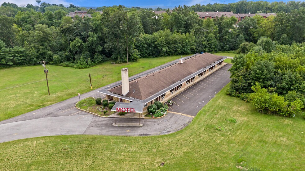 More Photos Of 1058 Hausman Rd, Allentown Hotel For Sale
