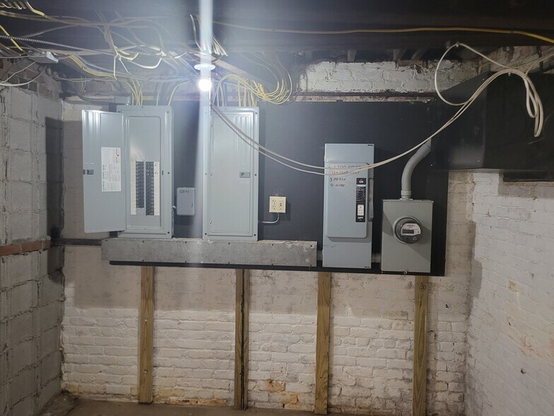 More Photos Of 2180 Main St, Springfield Storefront For Sale