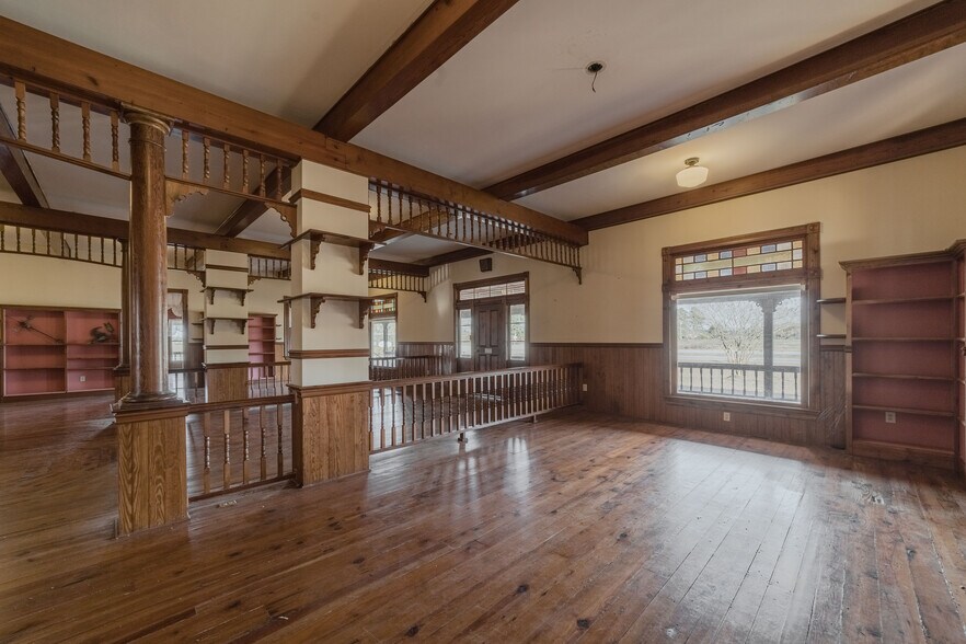 More Photos Of , Marion Unknown For Sale