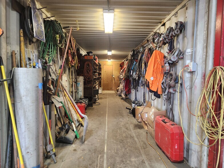 More Photos Of 1563 W Cherry St, Jesup Office For Sale