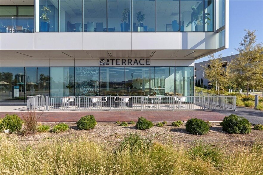 More Photos Of 4201 Rivers Edge Pky, Council Bluffs Office For Lease