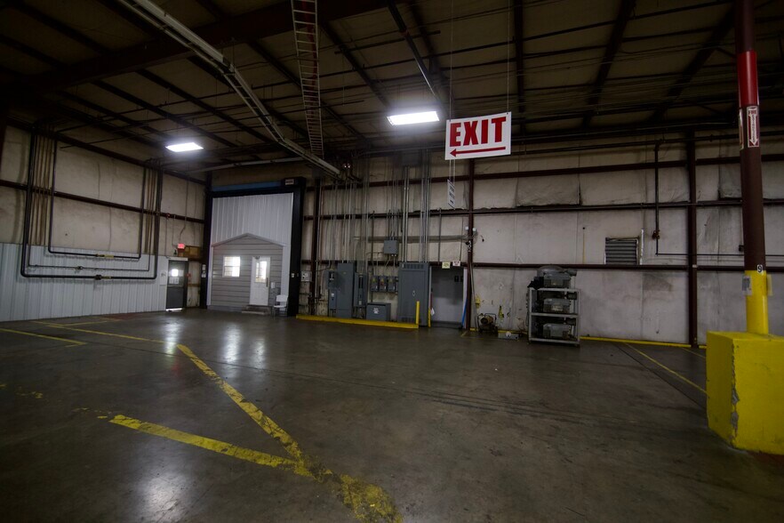 More Photos Of 200 Carrier Dr, Morrison Warehouse For Lease