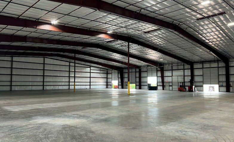 More Photos Of 1000 Schroeder Dr, Waco Warehouse For Lease