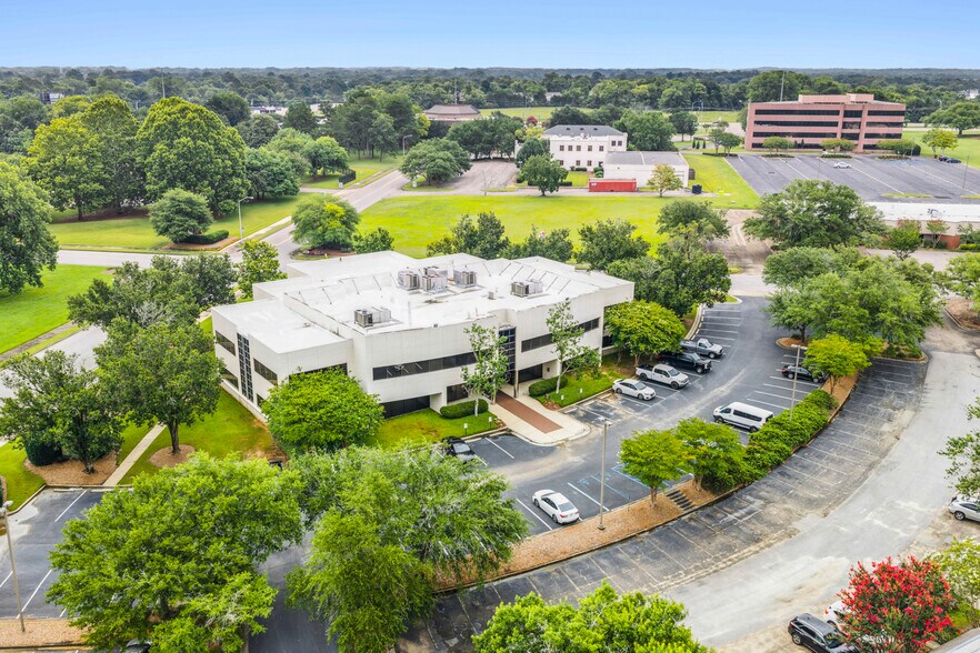 More Photos Of 2350 Fairlane Dr, Montgomery Office For Sale