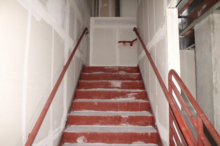 More Photos Of 33 Seneca Ave, San Francisco Apartments For Lease