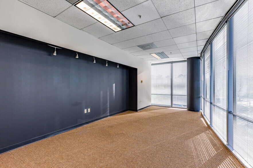 Photo of 3rd Floor Ste 305