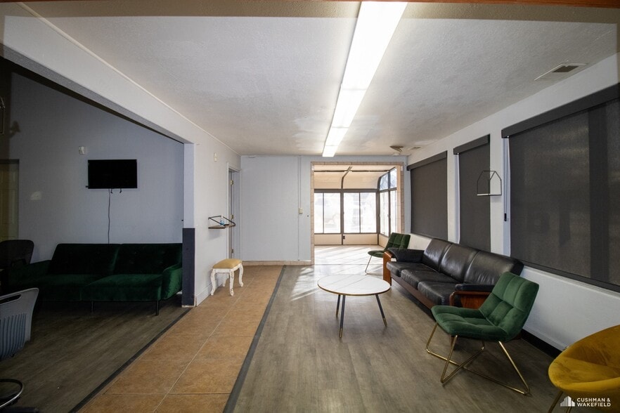 More Photos Of 801 N Center St, Casper Freestanding For Sale