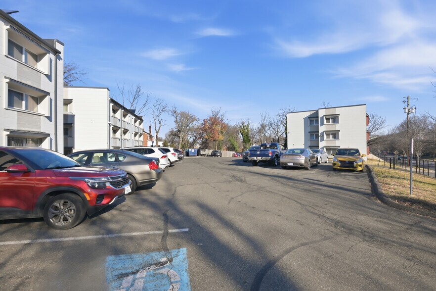 More Photos Of 5010 Southern Ave SE, Washington Apartments For Sale