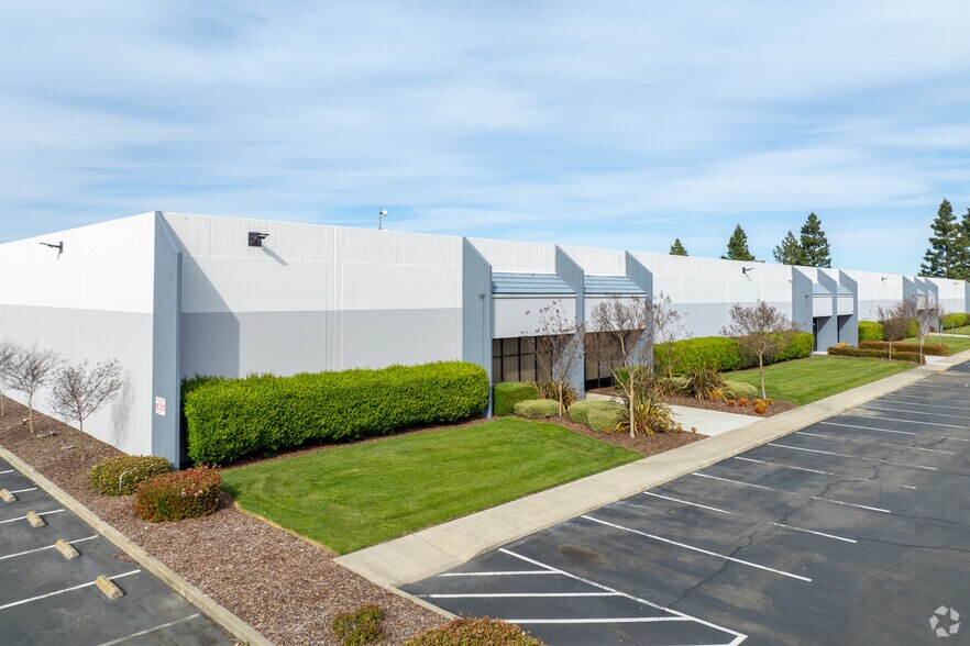 More Photos Of 1800-1810 Enterprise Blvd, West Sacramento Warehouse For Lease