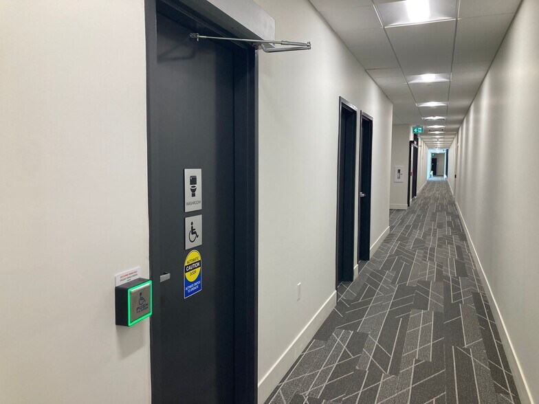 More Photos Of 1526 Finlay St, White Rock Apartments For Sale