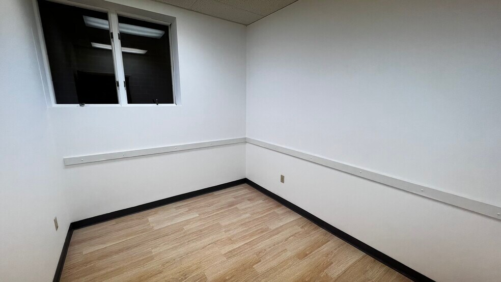More Photos Of 25 S Broad St, Nazareth Medical For Lease