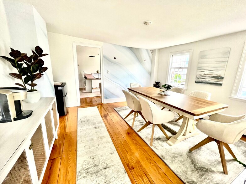 More Photos Of 2 S Main St, Middleton Office For Lease