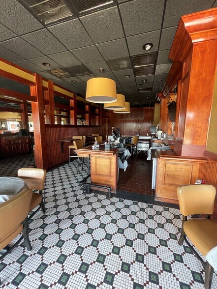 More Photos Of 2304 N Wayne St, Angola Restaurant For Lease