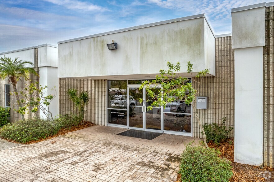 More Photos Of 9911 Seminole Blvd, Seminole Medical For Lease