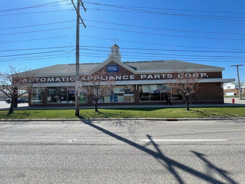 More Photos Of 7713 W Lawrence Ave, Norridge Apartments For Lease