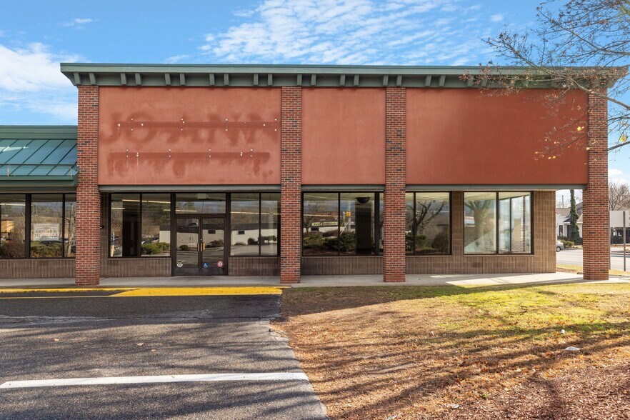 More Photos Of 459 West St, Keene Unknown For Lease