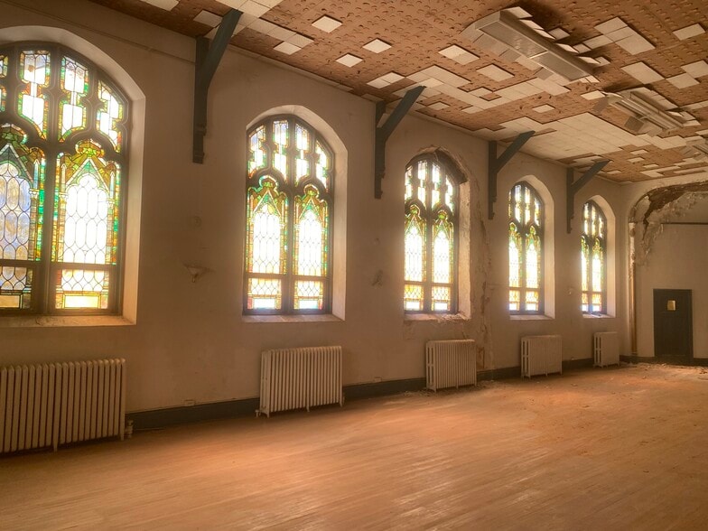 More Photos Of 3400-3410 Garrison Blvd, Baltimore Religious Facility For Sale