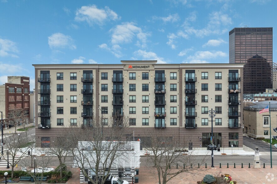 More Photos Of 140 E Monument Ave, Dayton Apartments For Lease