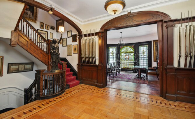 More Photos Of 307 W 91st St, New York Specialty For Lease