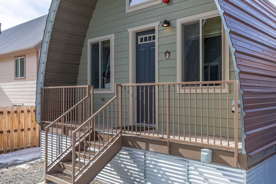 More Photos Of 25 Howard Ave, June Lake Apartments For Sale