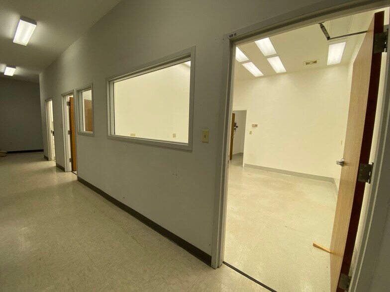 More Photos Of 1419 Chapman Hwy, Sevierville Light Distribution For Lease