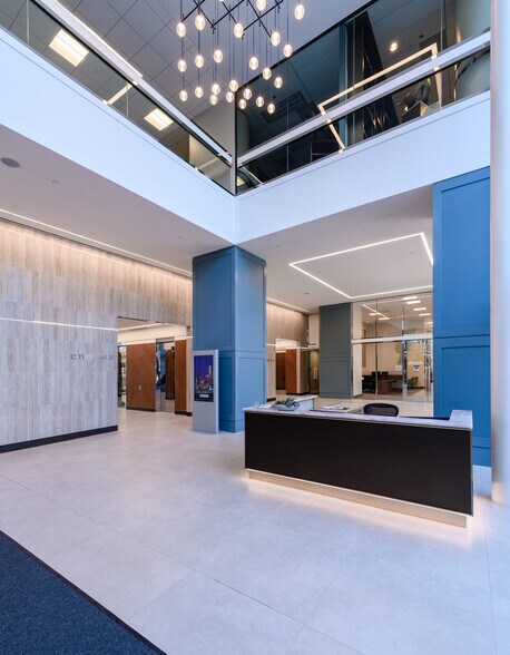 More Photos Of 5910 N Central Expy, Dallas Office For Sale