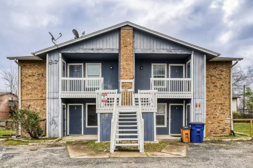 Primary Photo Of 4903 Merritt Cir, Austin Multifamily For Sale