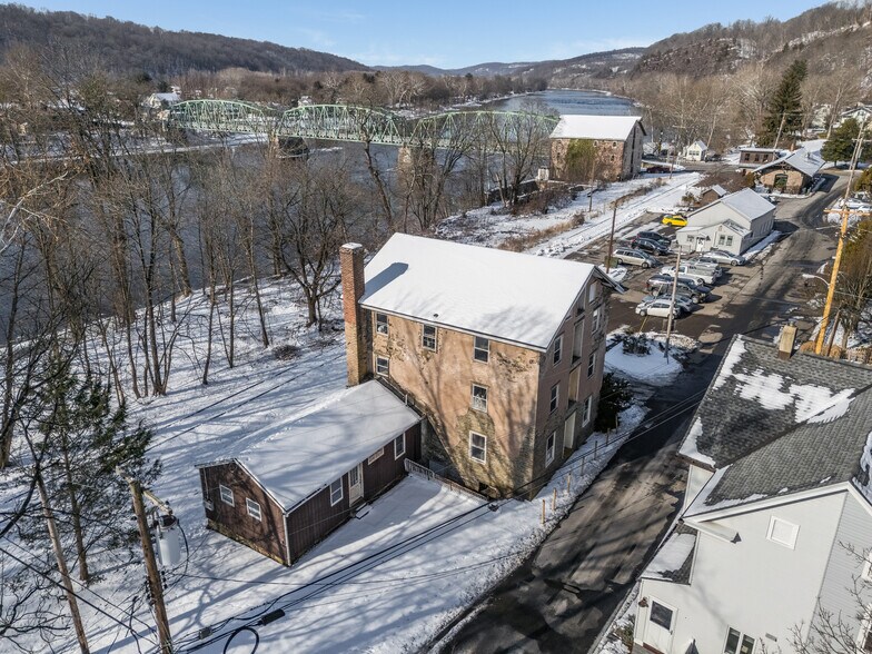 More Photos Of 10 Green St, Milford Specialty For Sale