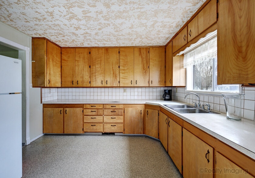More Photos Of 1517 N 4th Ave, Kelso Religious Facility For Sale