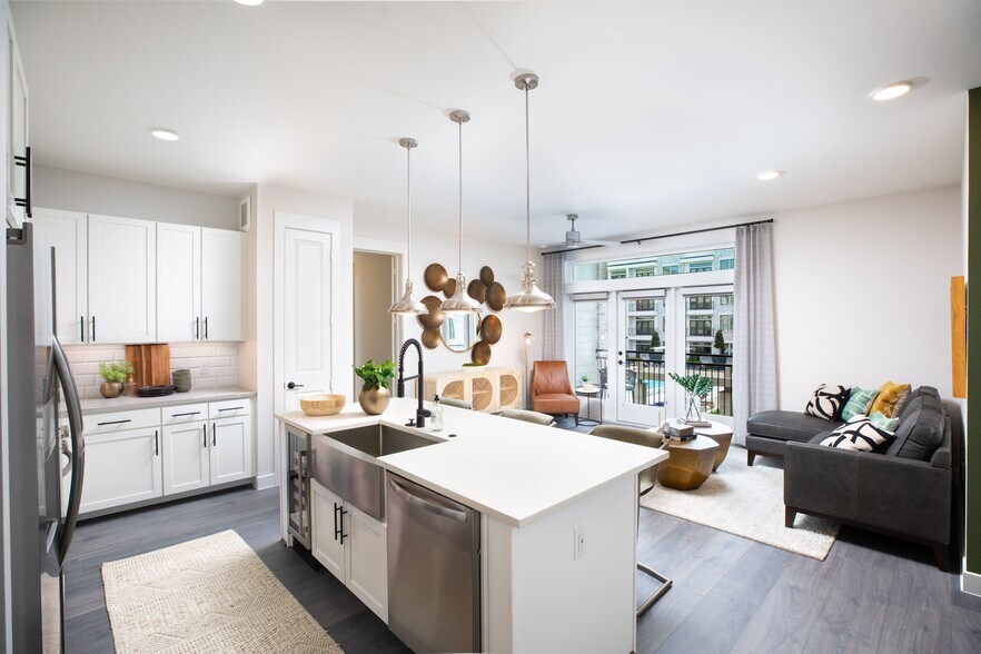 More Photos Of 3015 Weslayan St, Houston Apartments For Lease