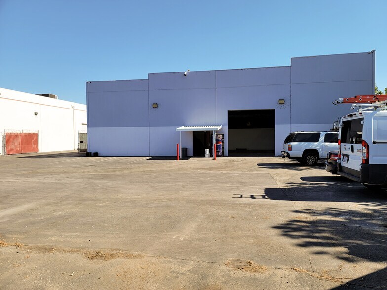 More Photos Of 289 Rickenbacker Cir, Livermore Warehouse For Lease