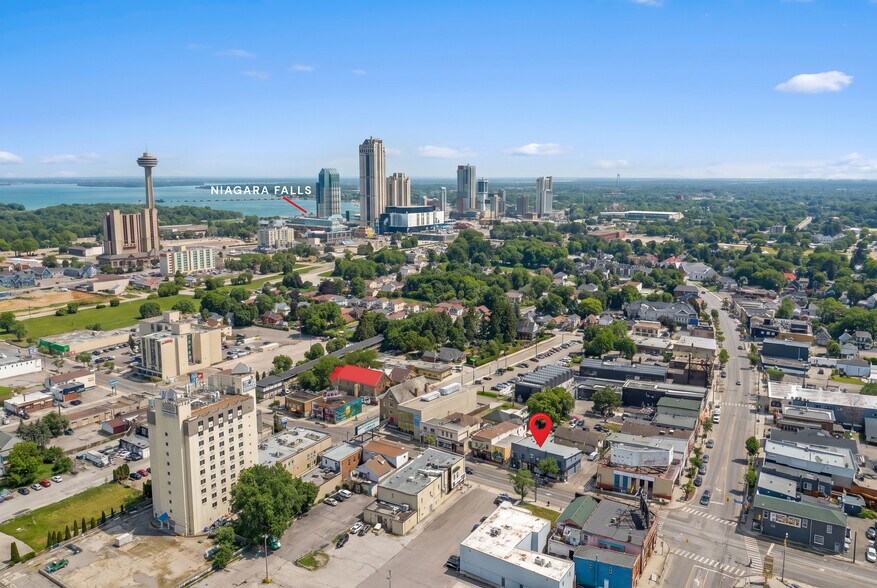 More Photos Of 5848 Ferry St, Niagara Falls Storefront For Sale