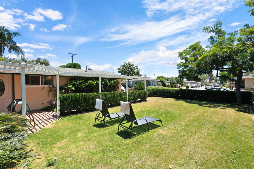 More Photos Of 1139 W Sycamore Ave, Orange Multifamily For Sale