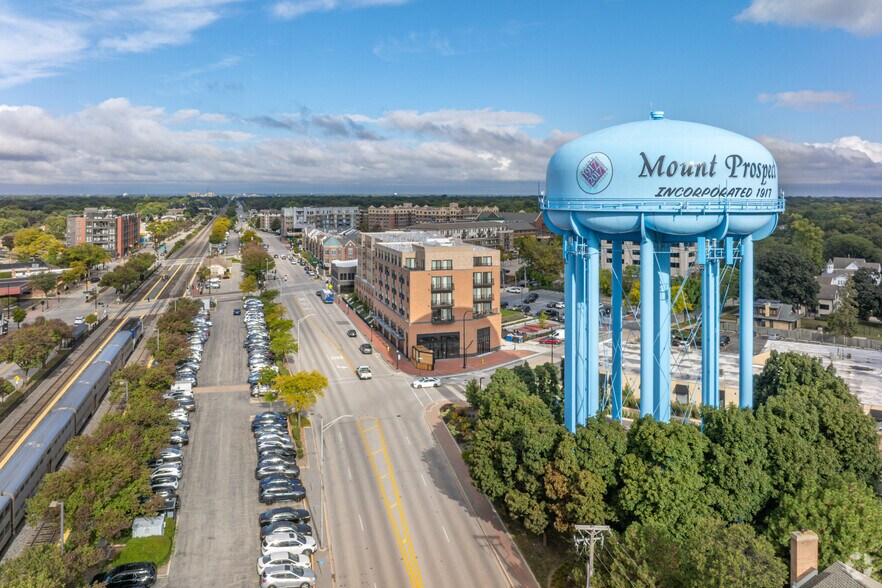 More Photos Of 122 E Northwest Hwy, Mount Prospect Apartments For Lease