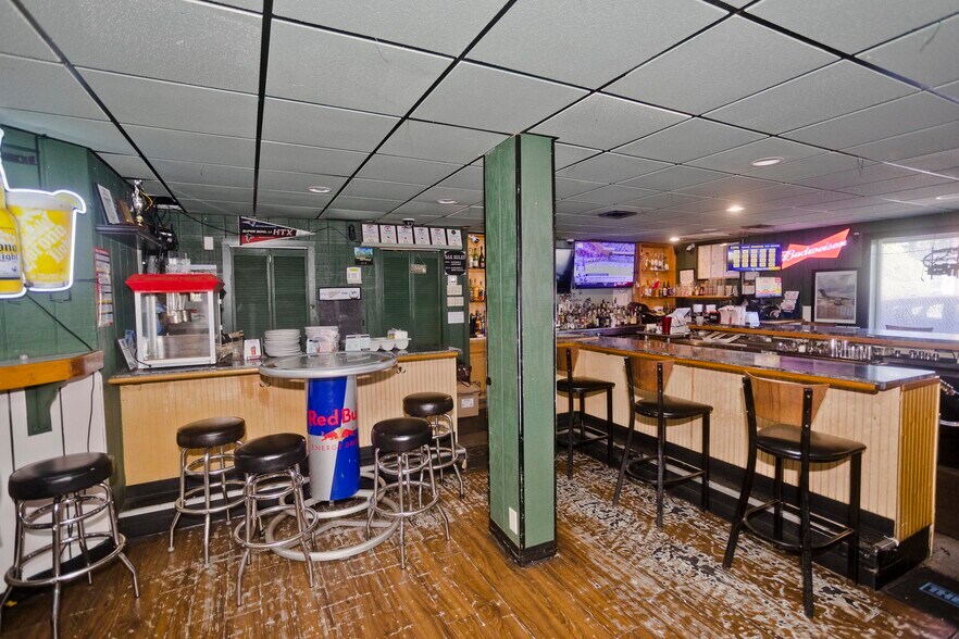 More Photos Of 1747-1755 Westover Rd, Chicopee Storefront For Sale