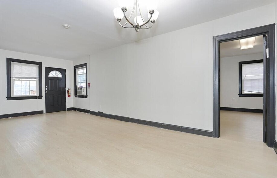 More Photos Of , Spring Valley Office For Sale