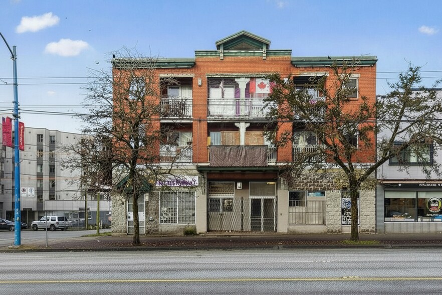 More Photos Of 439-441 E Hastings st, Vancouver Flex For Lease