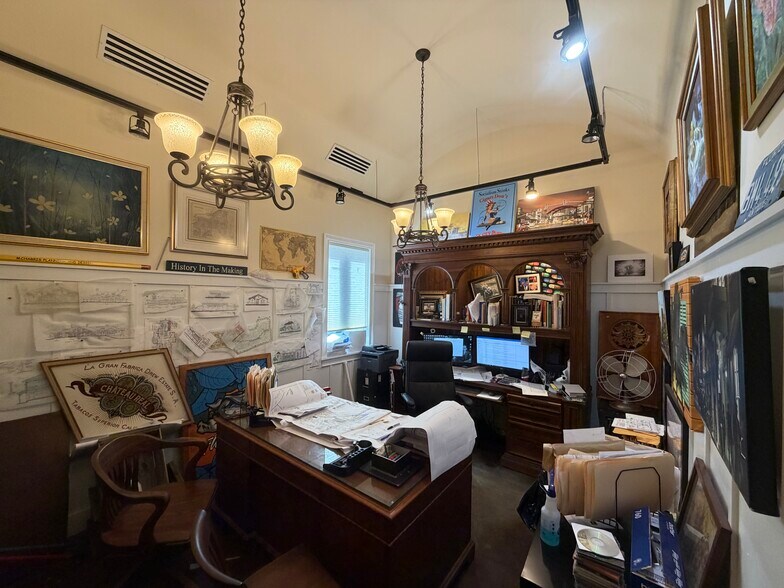 More Photos Of 11338 Bonita Beach Rd, Bonita Springs Loft Creative Space For Sale