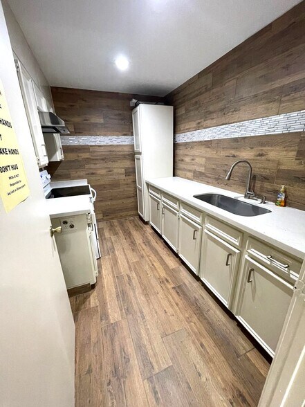 More Photos Of 37937 FM 1774 Rd, Magnolia Warehouse For Sale