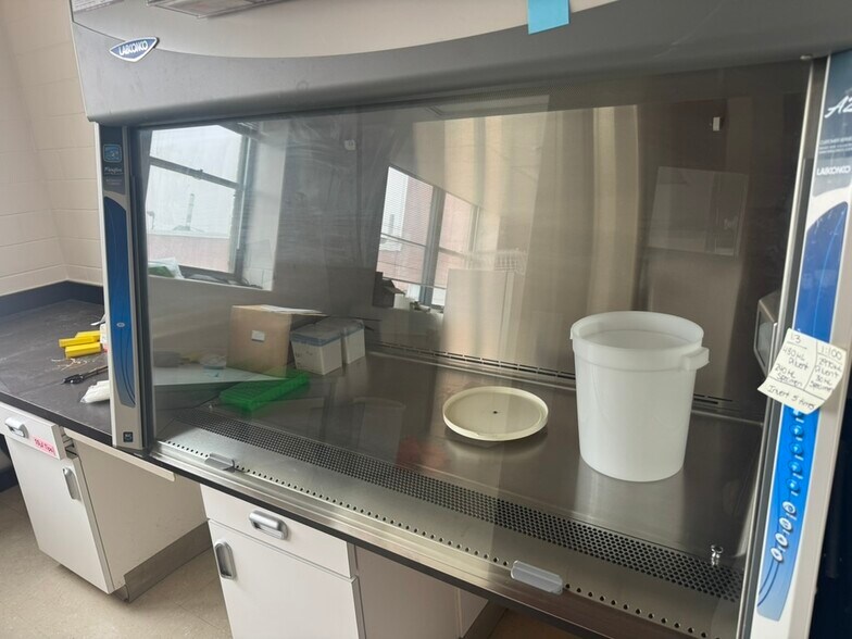 More Photos Of 6810 SE Dwight St, Topeka Industrial For Sale