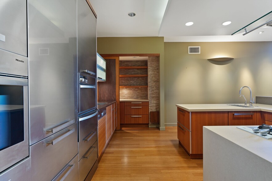 More Photos Of 1104-1106 Mission St, Pasadena Office Residential For Sale