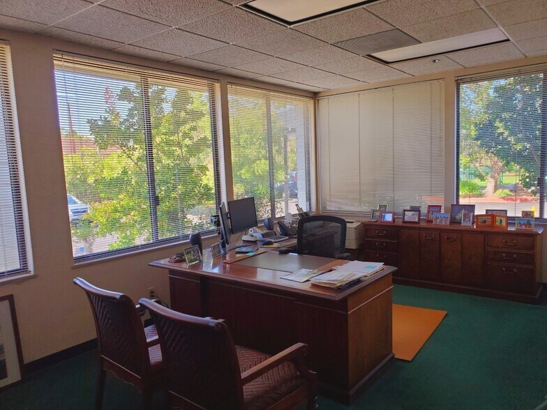 More Photos Of 300 Tamal Plz, Corte Madera Office Residential For Lease