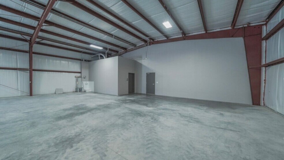 More Photos Of 8051 S Sam Houston Pky, Houston Unknown For Lease