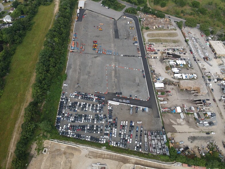 More Photos Of 200 Townline Rd, Kings Park Land For Lease