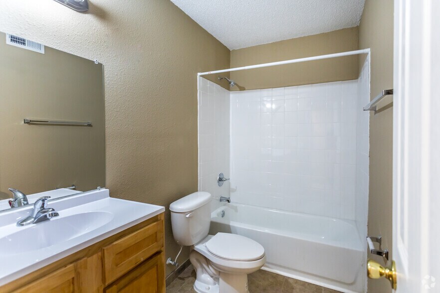 More Photos Of 4168 The Place St, Memphis Apartments For Sale