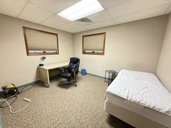 More Photos Of 8494 Market St, Middleton Flex For Sale