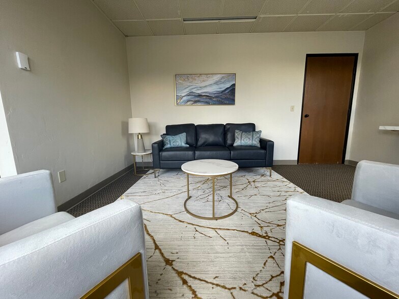 More Photos Of 100 2nd St E, Whitefish Office Residential For Lease