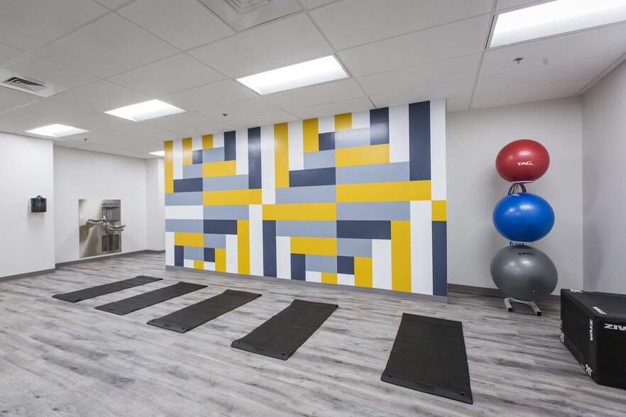 More Photos Of 1201 Peachtree St NE, Atlanta Office For Lease