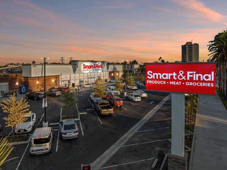 More Photos Of 1300-1460 Atlantic Ave, Long Beach Unknown For Lease